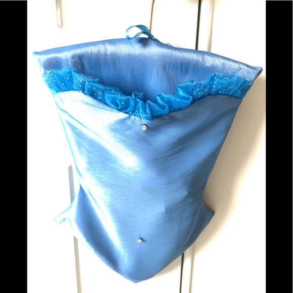 Victorian corset shape multi function accessory bag - Picture 10 of 10